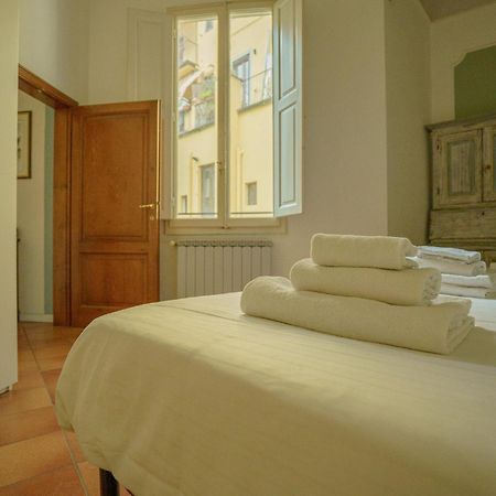 Tranquil Suite Near Museums And Train Station Флоренция Екстериор снимка