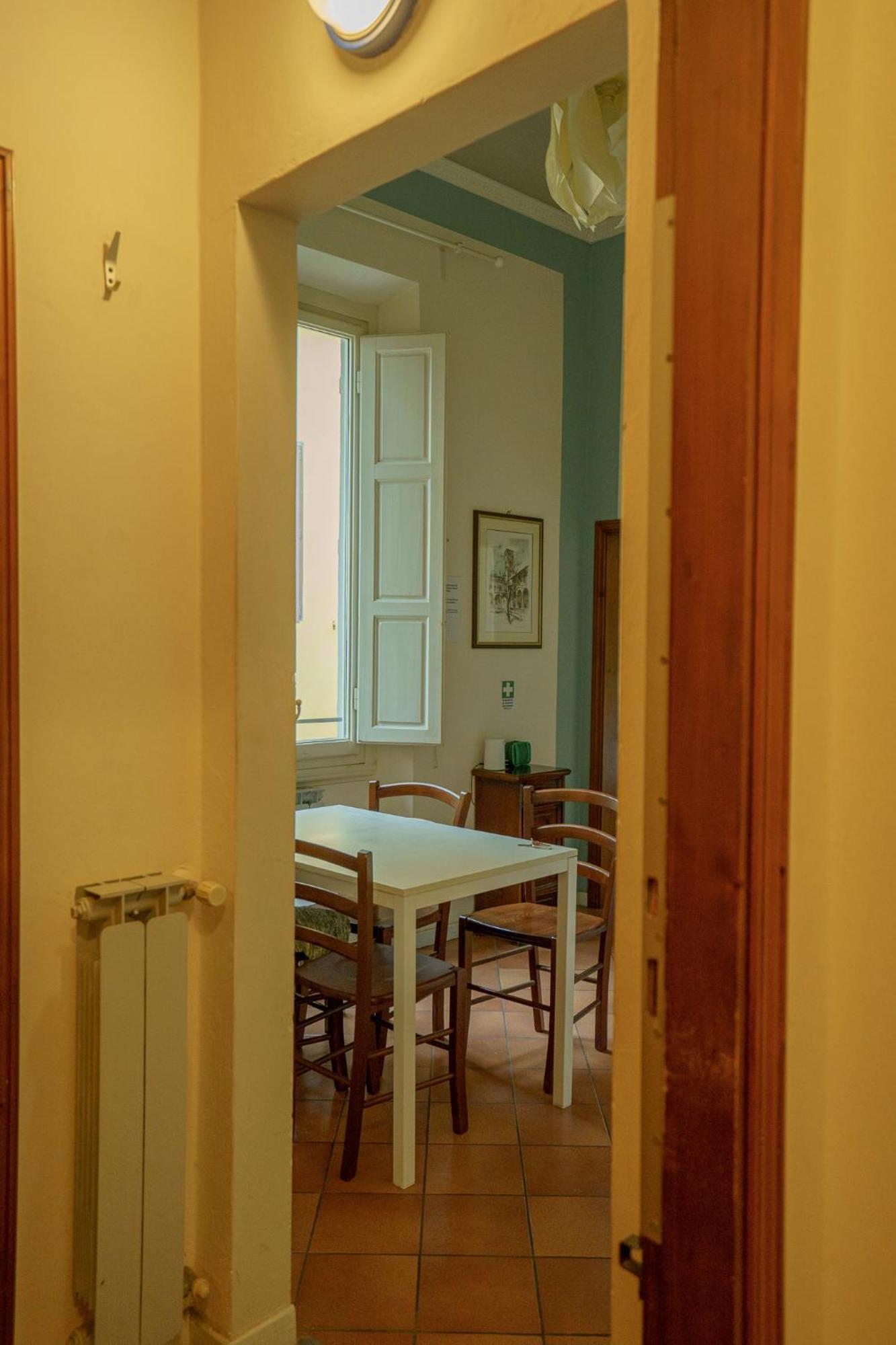 Tranquil Suite Near Museums And Train Station Флоренция Екстериор снимка