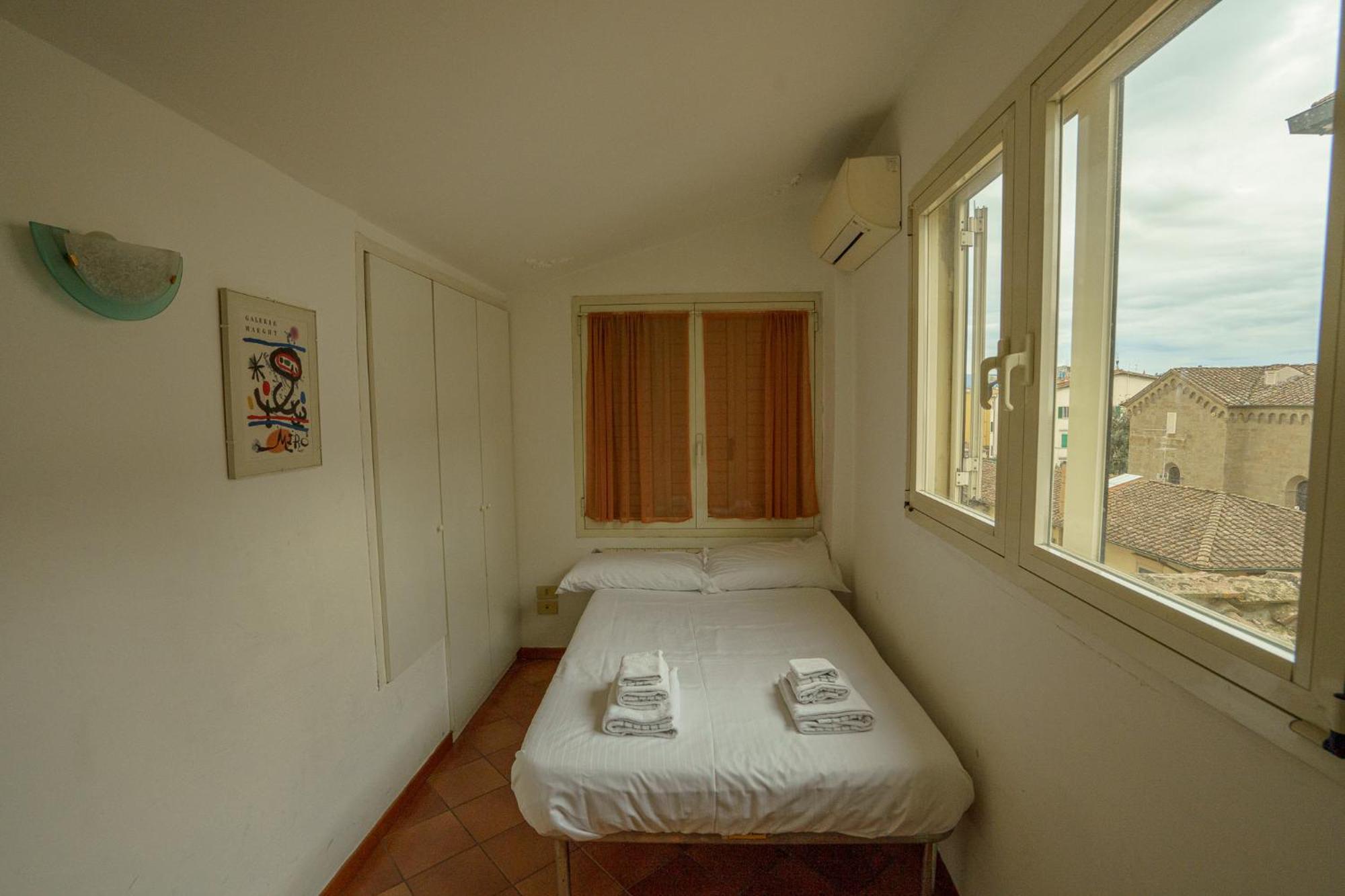 Tranquil Suite Near Museums And Train Station Флоренция Екстериор снимка