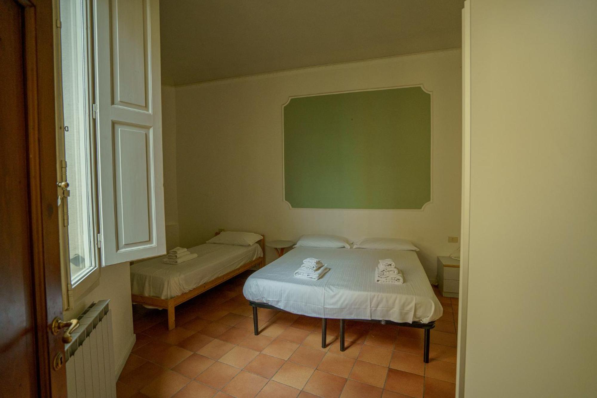 Tranquil Suite Near Museums And Train Station Флоренция Екстериор снимка