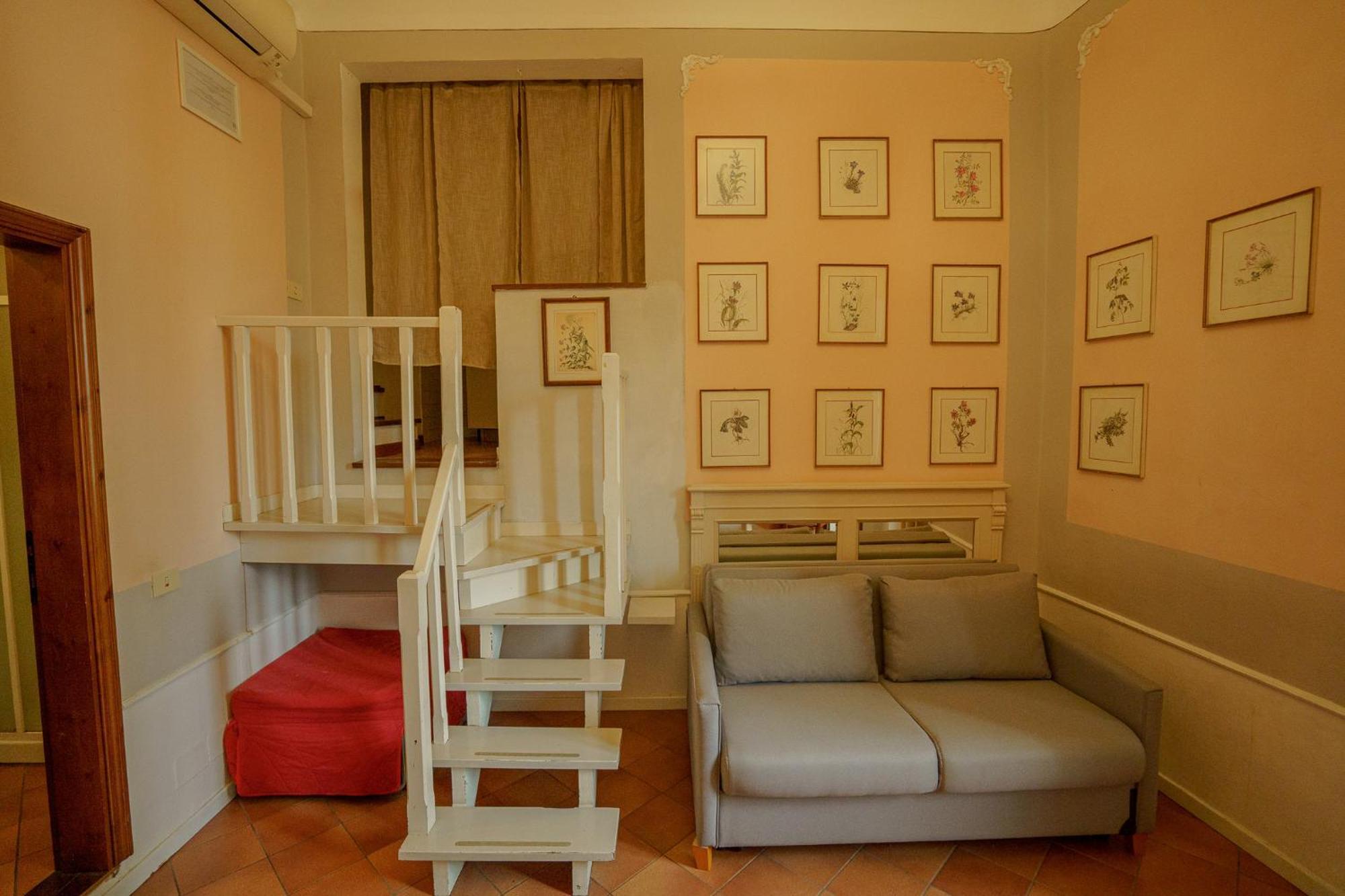 Tranquil Suite Near Museums And Train Station Флоренция Екстериор снимка